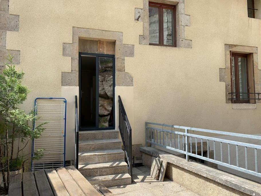 Appartement 4 personnes, 1 chambre, terrasse, Wifi, proche du centre La Bourboule Extérieur photo